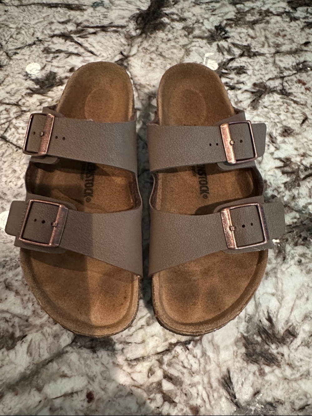EUC Birkenstock Kids Arizona Sandals - Size 34 (US 3-3.5)